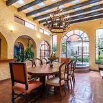Casa Fenton Hotel Boutique